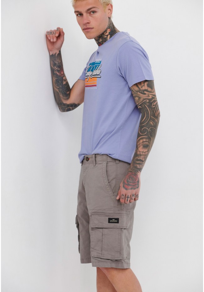 Essential cargo βερμούδα