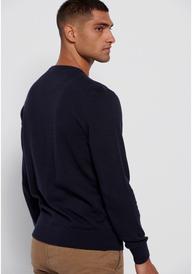 Essential crew neck sweater