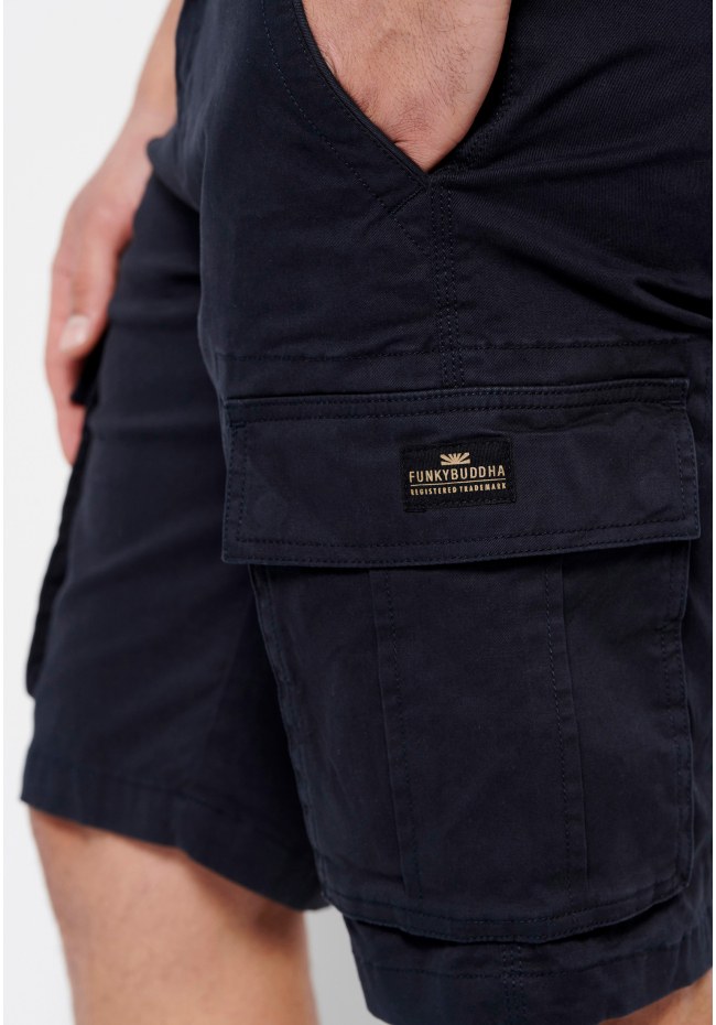 Essential cargo βερμούδα