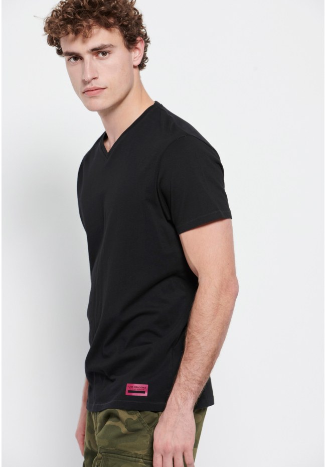 V-neck regular fit t-shirt