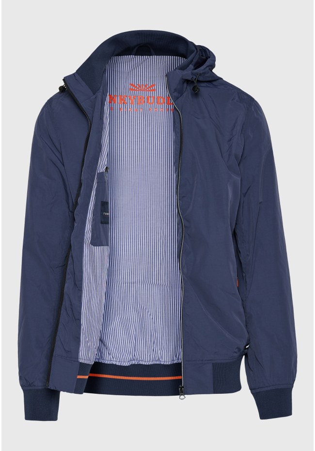 Lightweight jacket with detachable hood