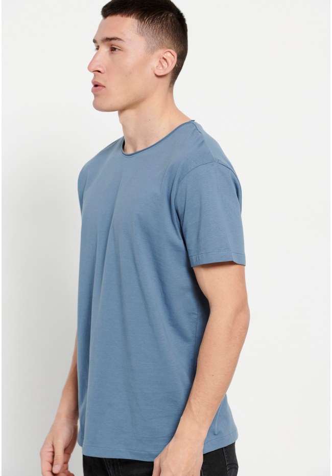 Loose fit t-shirt με raw cut λαιμόκοψη
