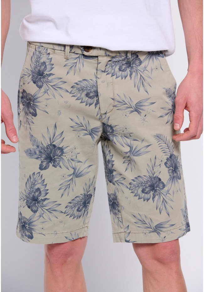 All over ptinted chino shorts