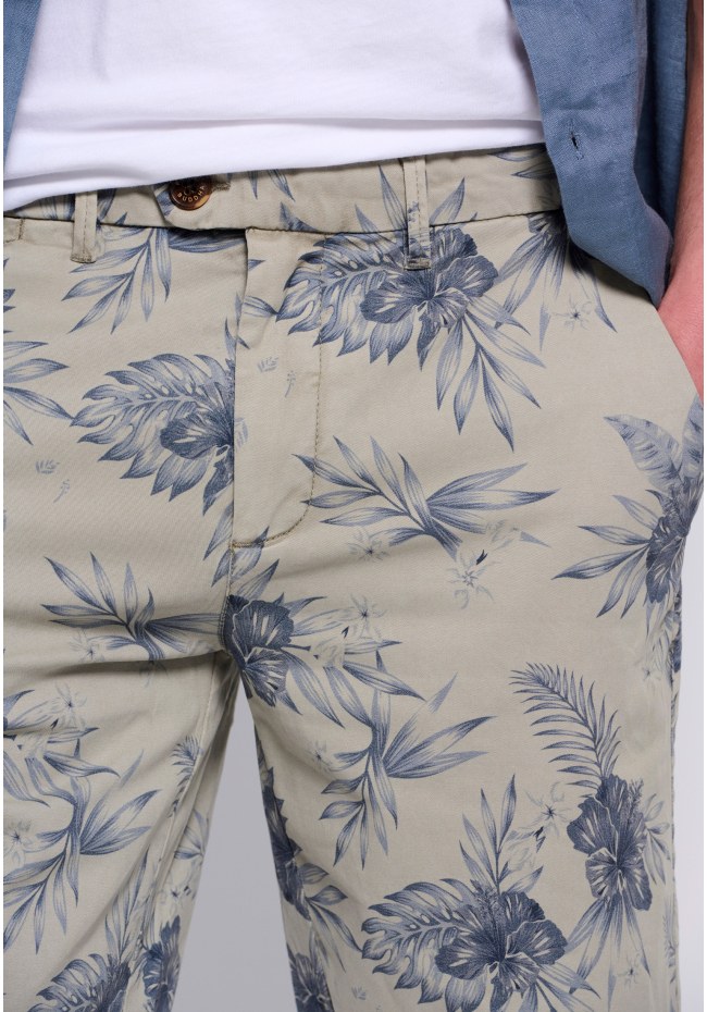 All over ptinted chino shorts