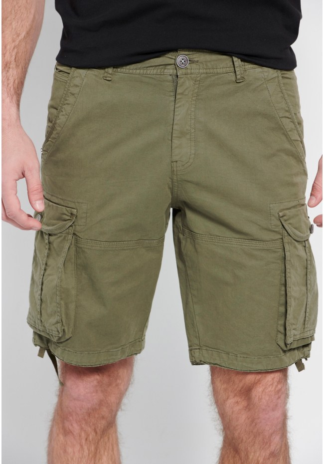 Garment dyed cargo shorts