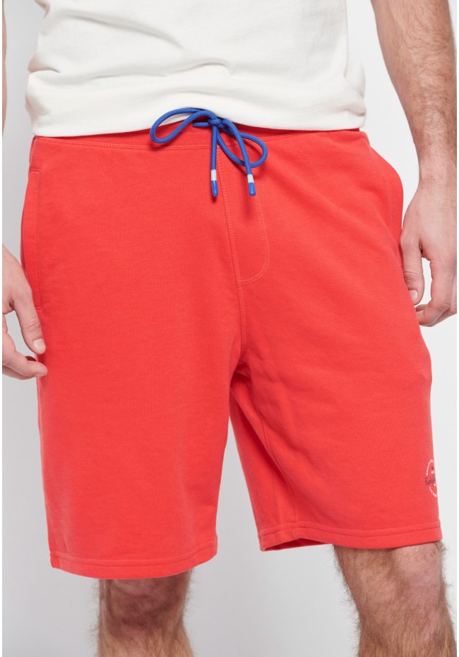 Essential jogger shorts with branded print