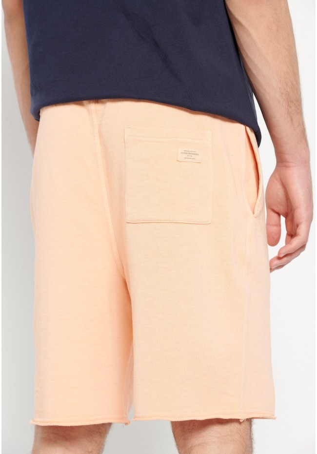 Loose tapered fit jogger shorts