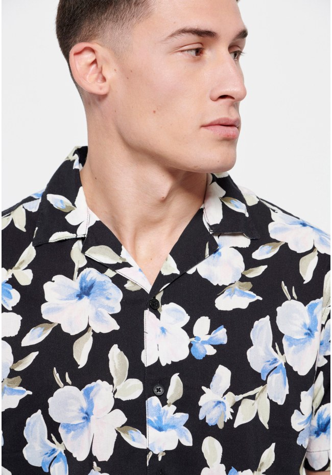 Comfort resort shirt
