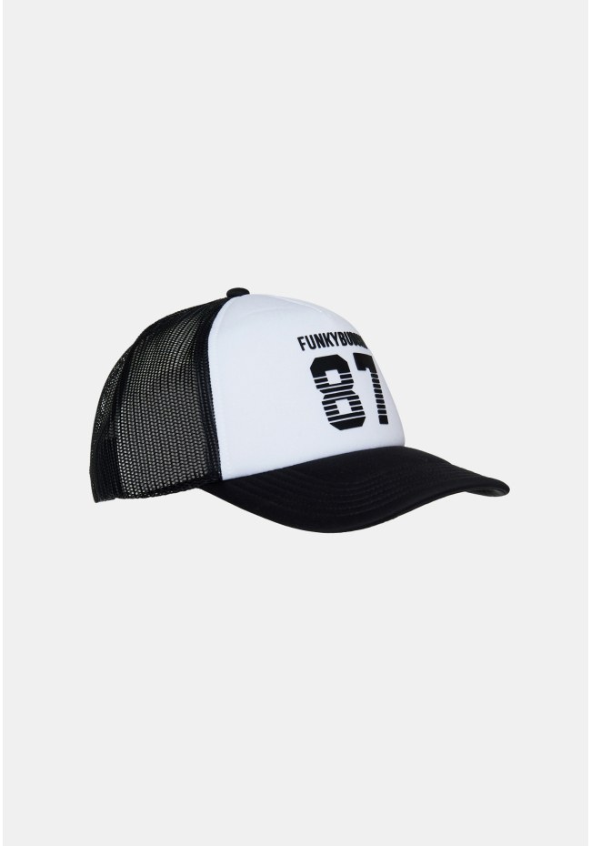 Men's cap with mesh