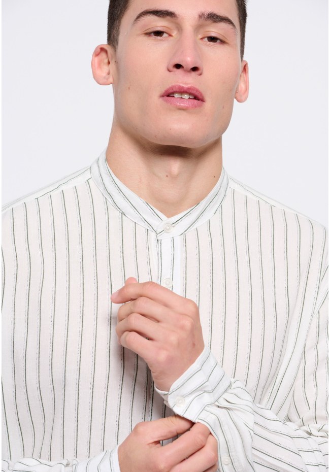 Yarn dyed striped men's shirt