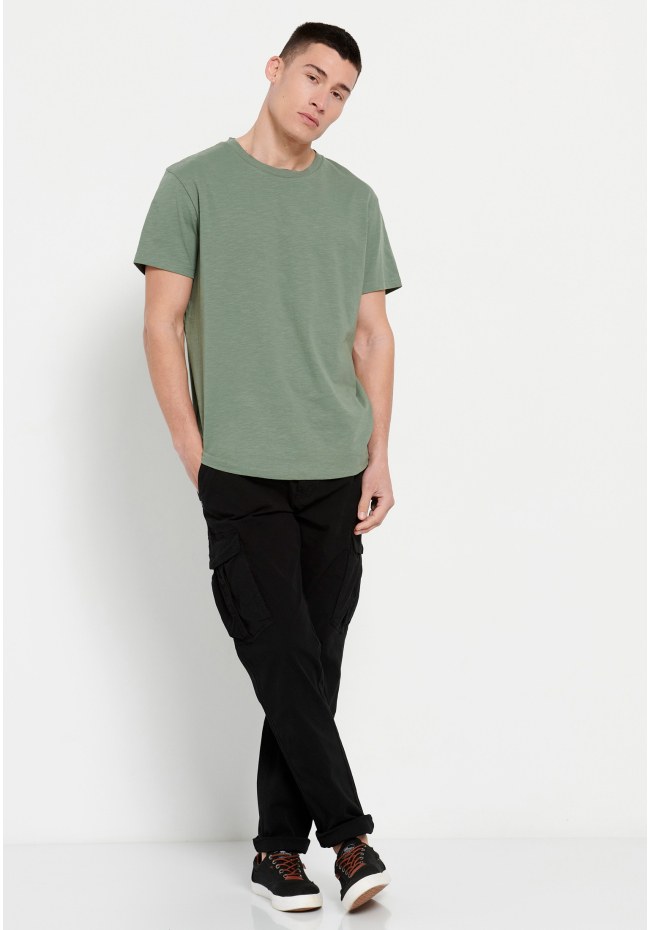 Loose fite crew neck t-shirt