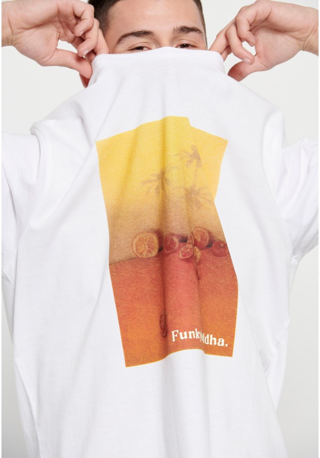 Photographic print crew neck t-shirt