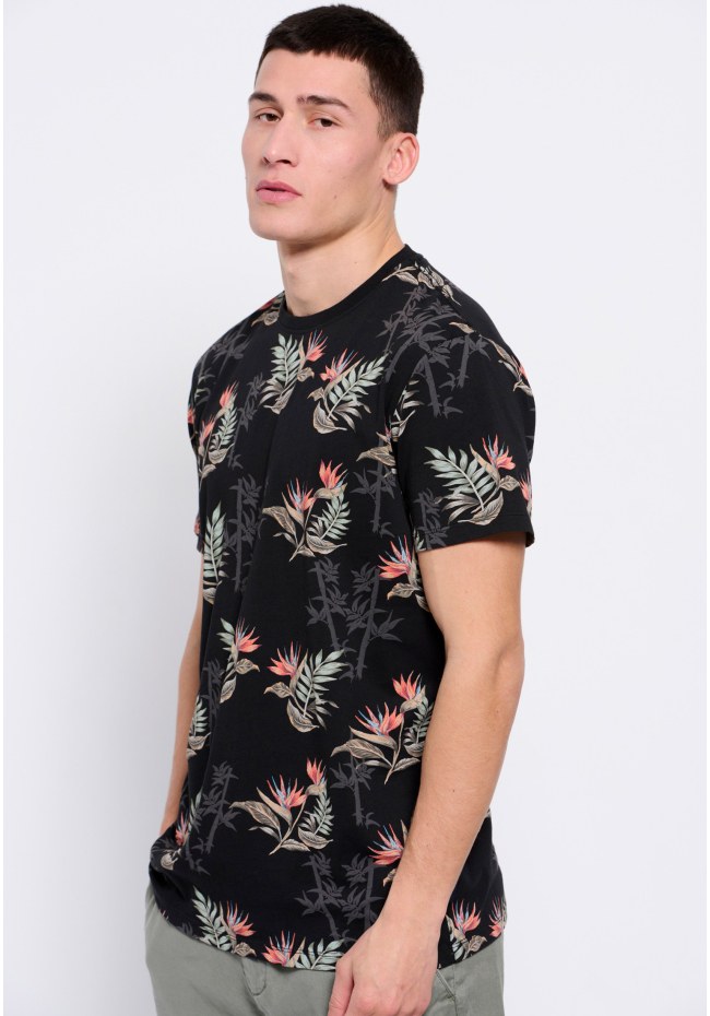 T-shirt με all over τύπωμα