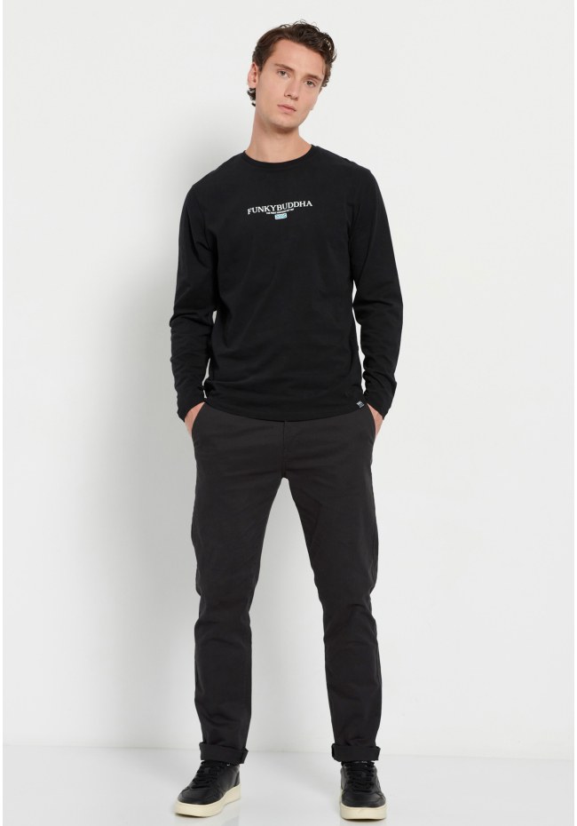 Longsleeve t-shirt with chest print