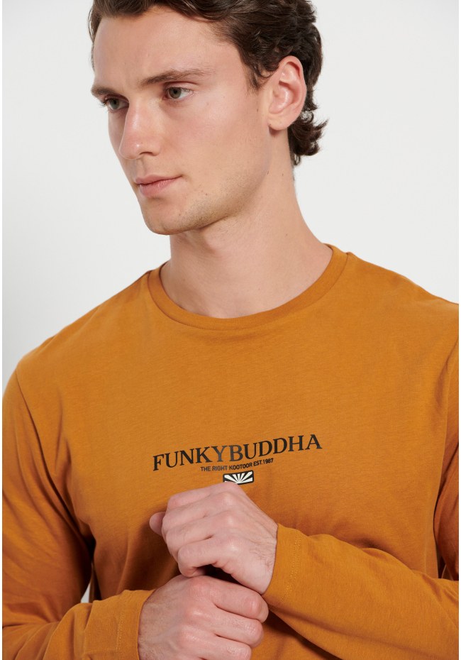 Longsleeve t-shirt with chest print