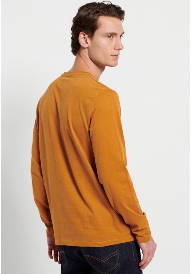Longsleeve t-shirt with chest print