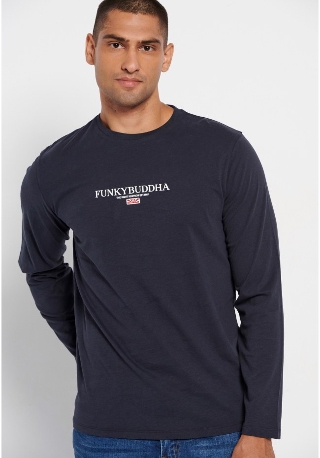 Longsleeve t-shirt with chest print