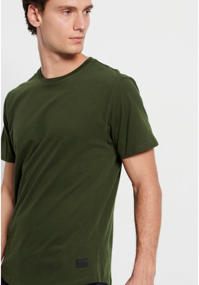 Relaxed fit μονόχρωμο t-shirt