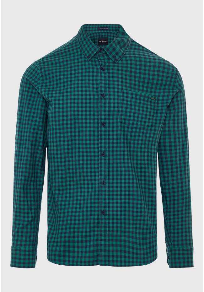 Men's plaid shirt with front pocket