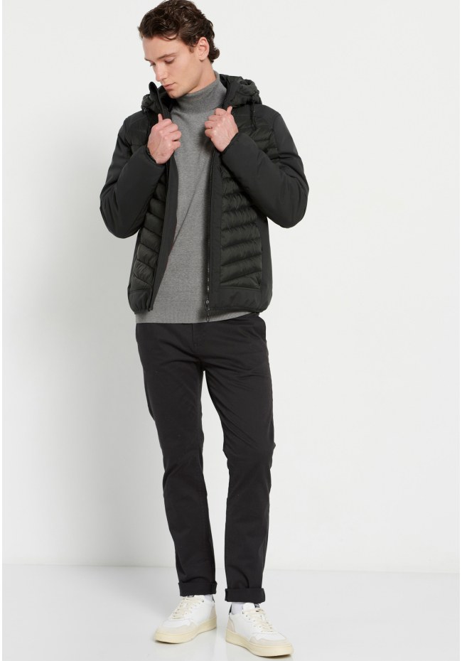 Hooded quilted jacket