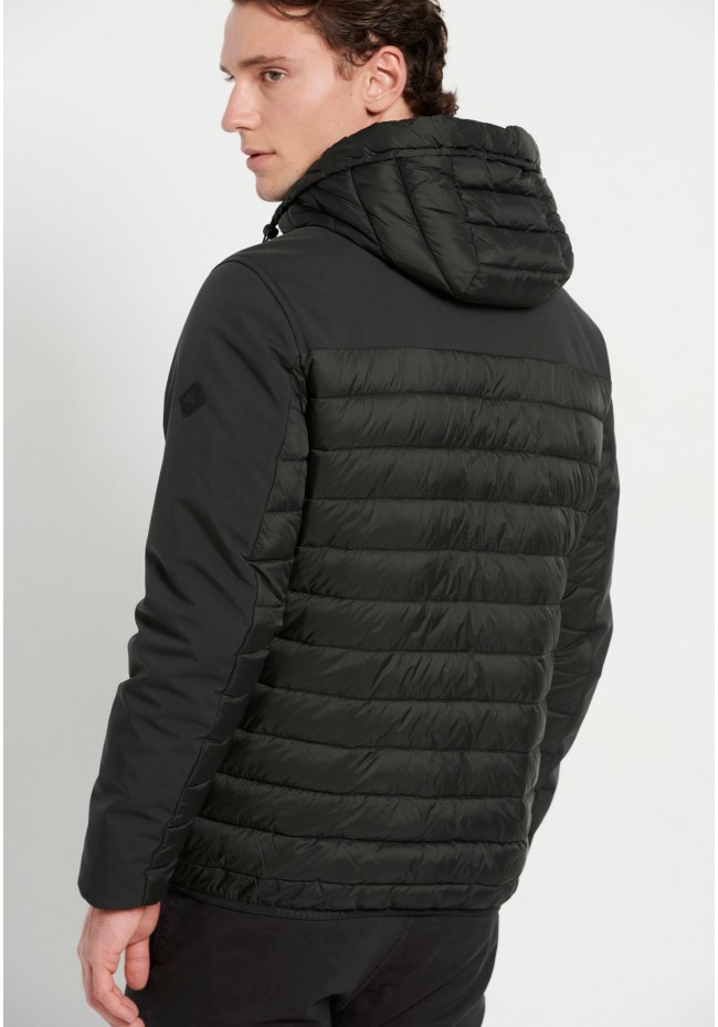 Hooded quilted jacket