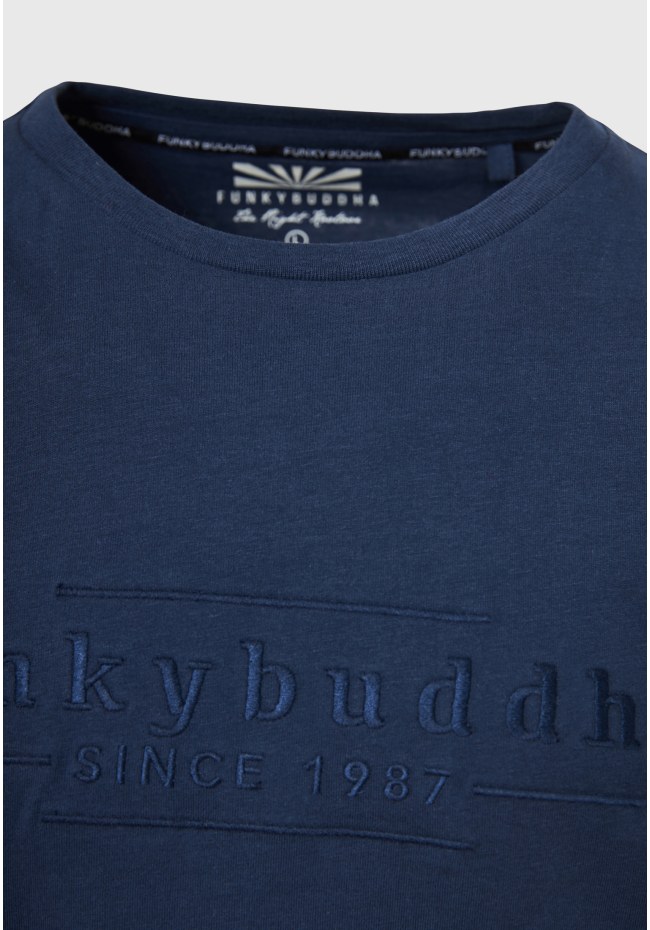Longsleeve t-shirt with embroidered logo