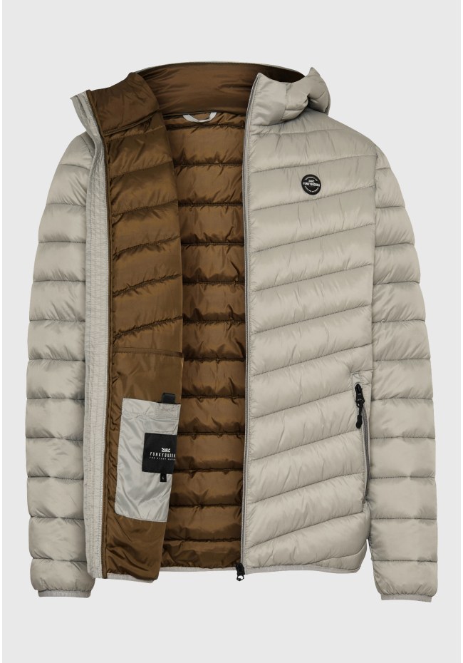 Traveller jacket with detachable hood