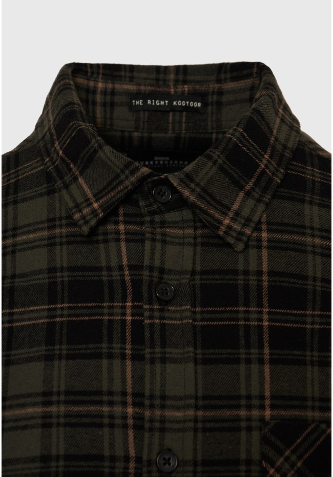 Flannel plaid shirt with pocket
