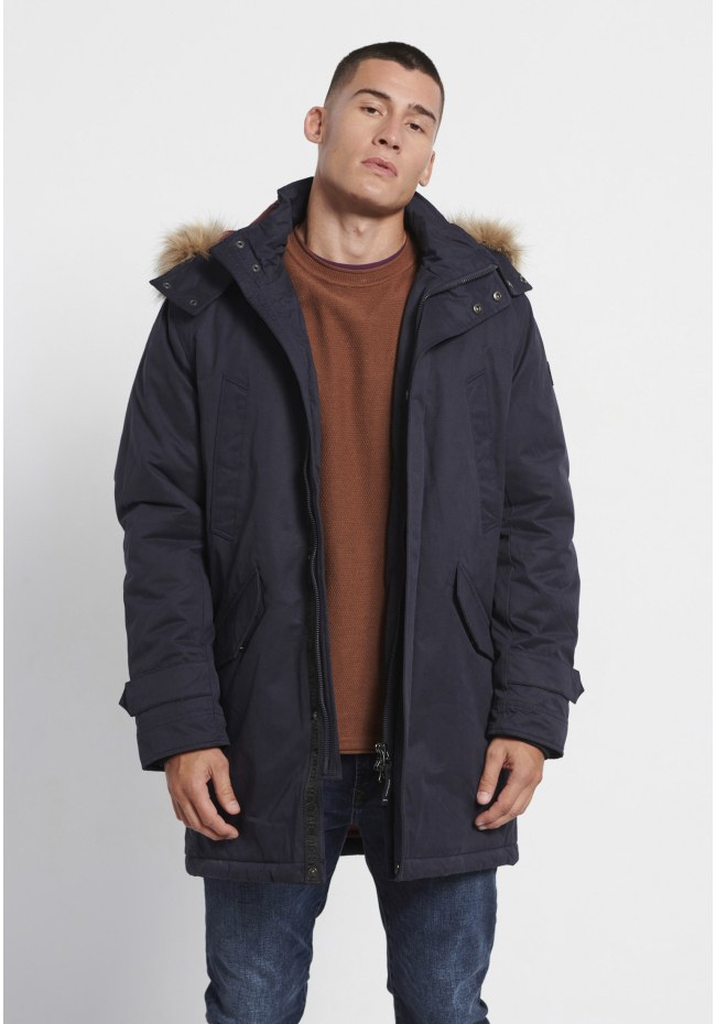 Men's parka with detachable hood and fur