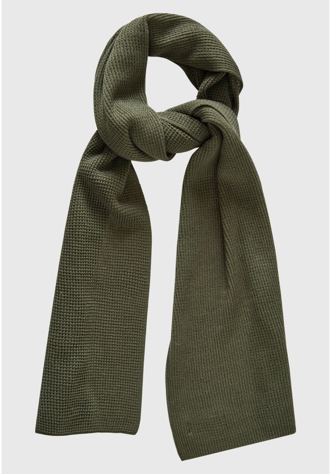 Essential men's scarf