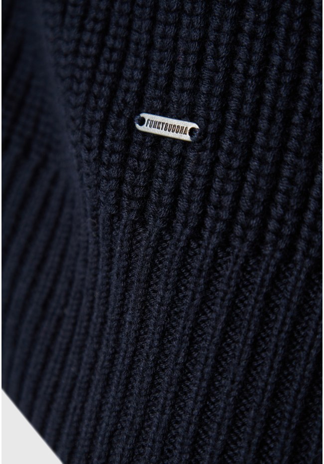 Μen's knitted cardigan with buttons