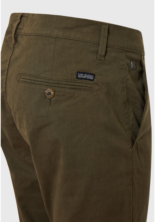 Men's chino pants - The essentials