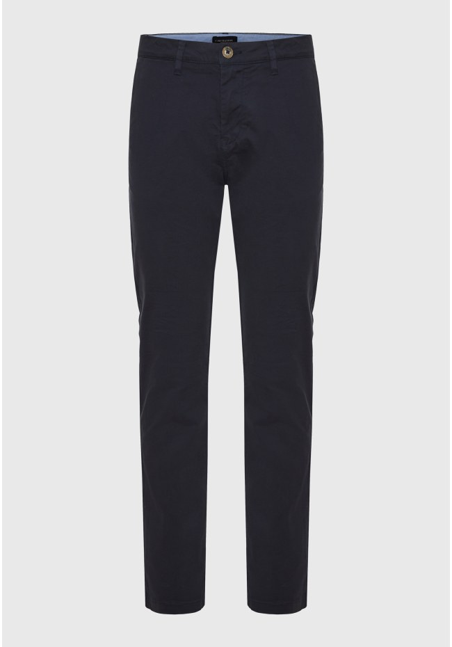 Men's chino pants - The essentials