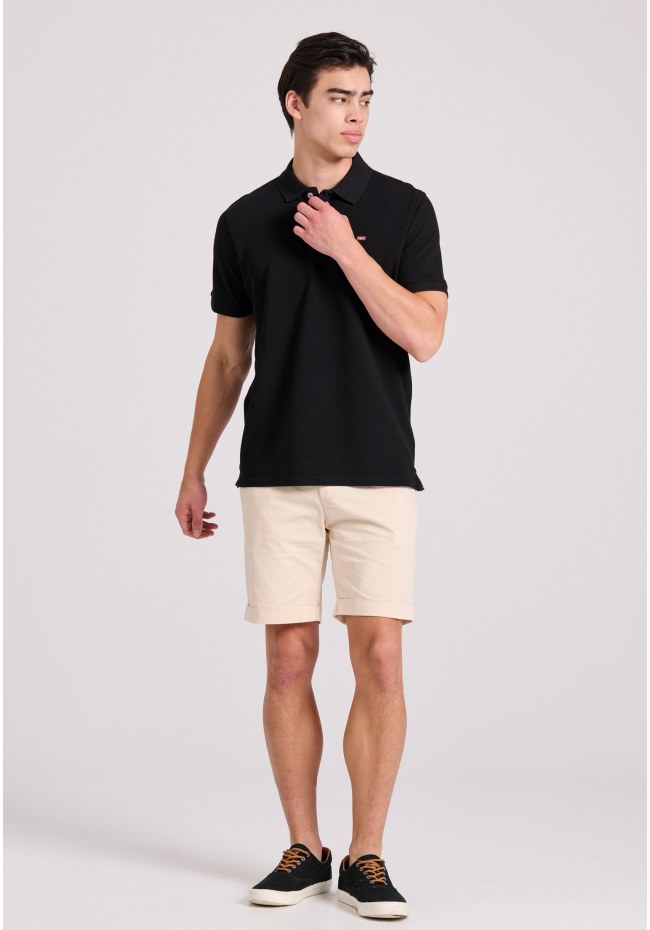 Essential polo shirt with embroidered logo