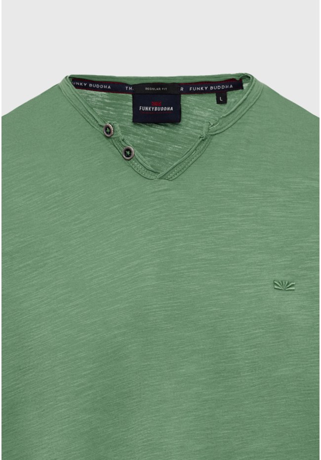 T-shirt με λαιμό henley και raw cuts - The essentials