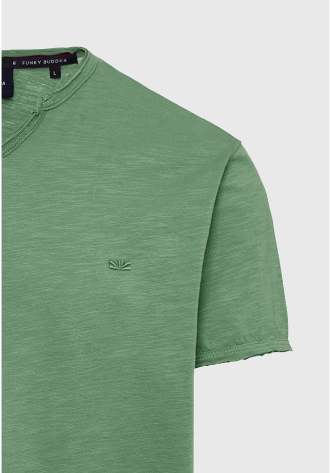 T-shirt με λαιμό henley και raw cuts - The essentials