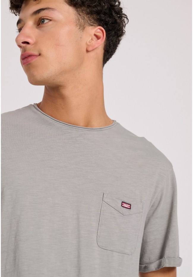 T-shirt with chest pocket