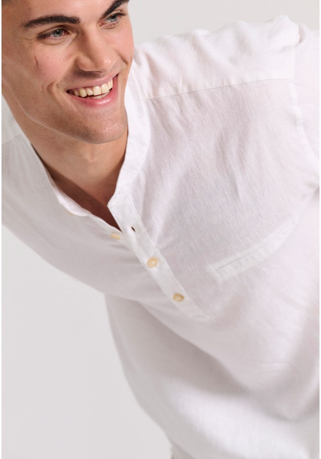 Relaxed fit linen blend short-sleeve shirt with mao neck