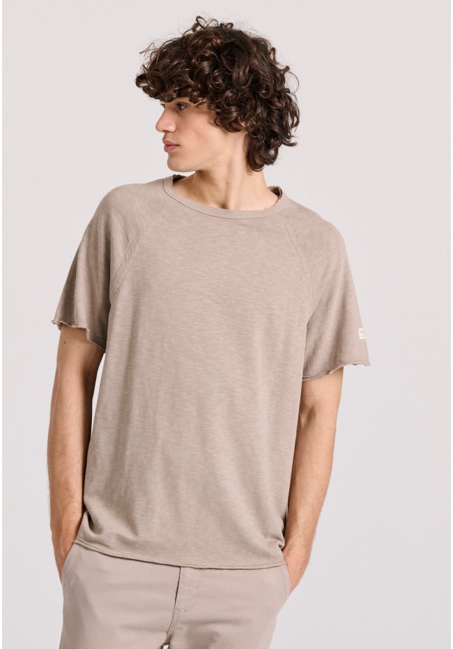 Relaxed fit t-shirt με raglan μανίκι και raw cuts