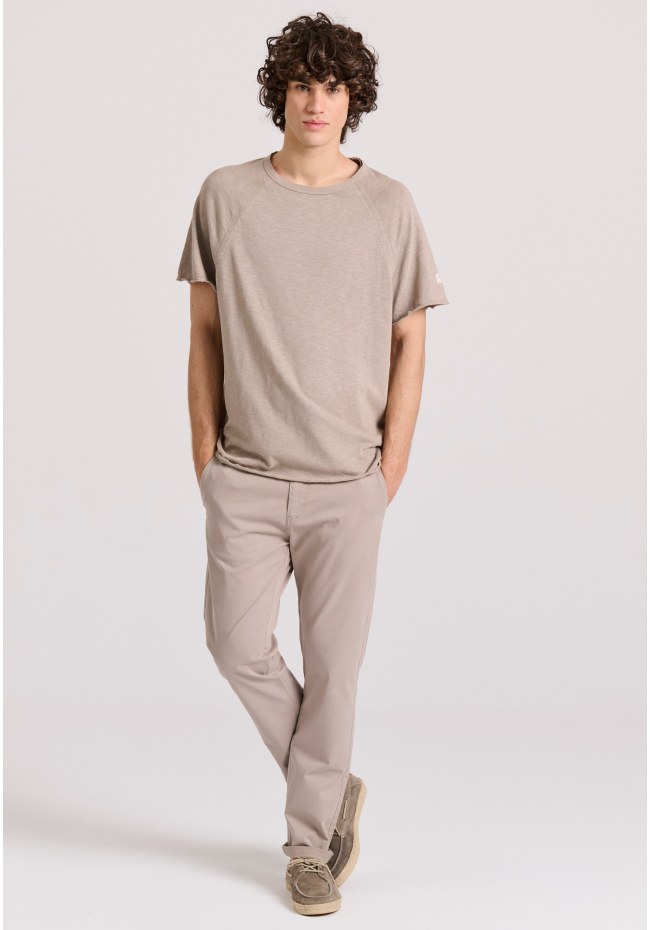 Relaxed fit t-shirt με raglan μανίκι και raw cuts