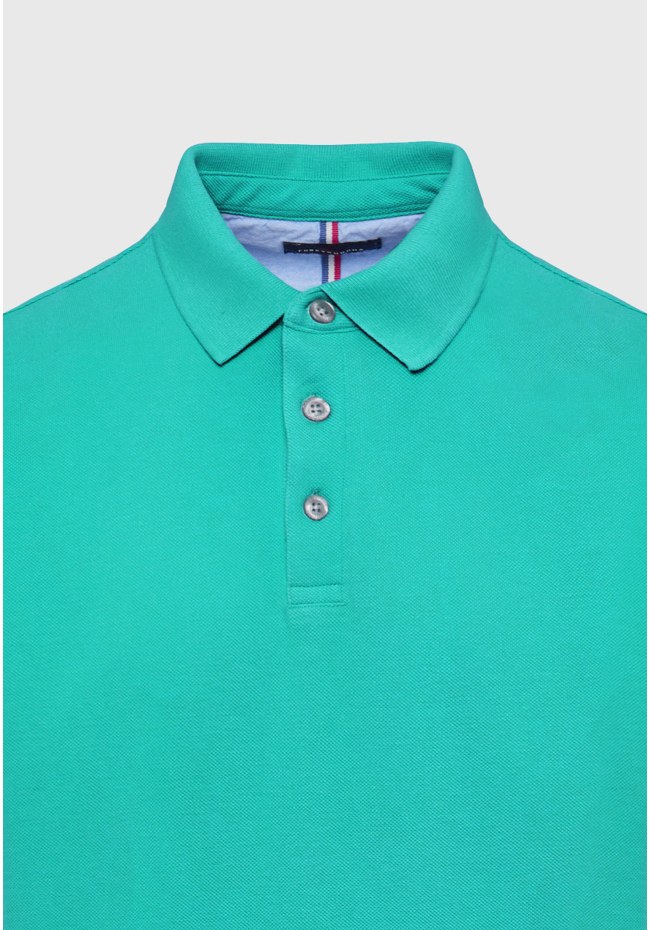 Polo shirt with embroidery on the sleeve