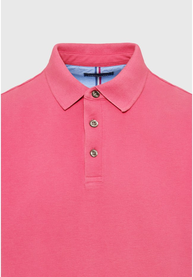 Polo shirt with embroidery on the sleeve
