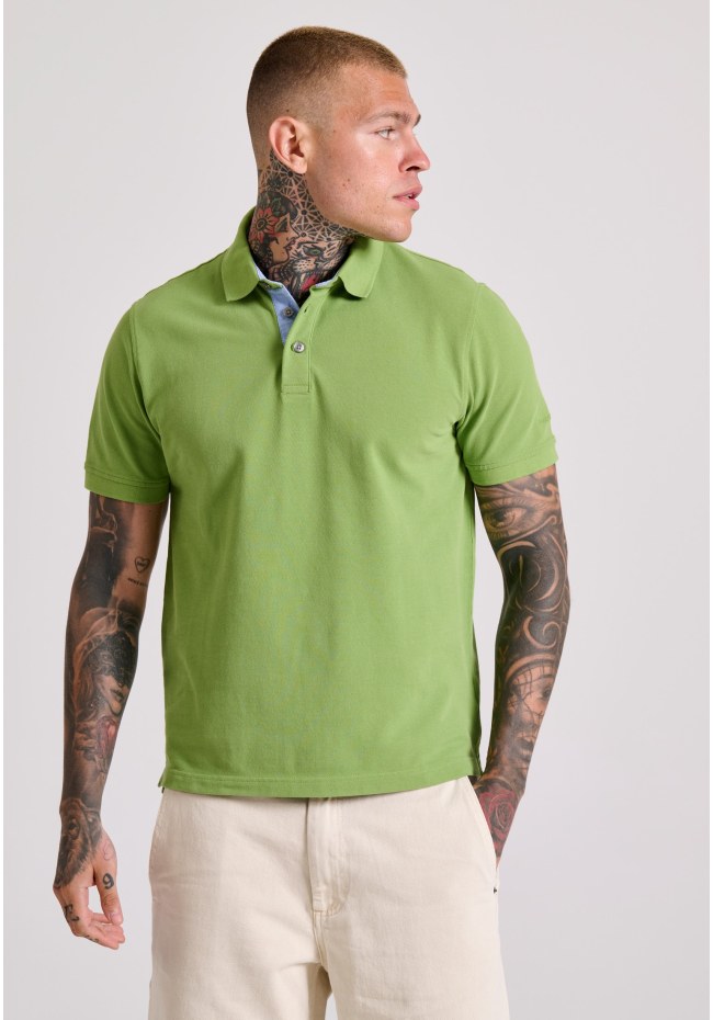 Polo shirt with embroidery on the sleeve