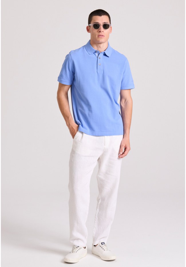 Polo shirt with embroidery on the sleeve