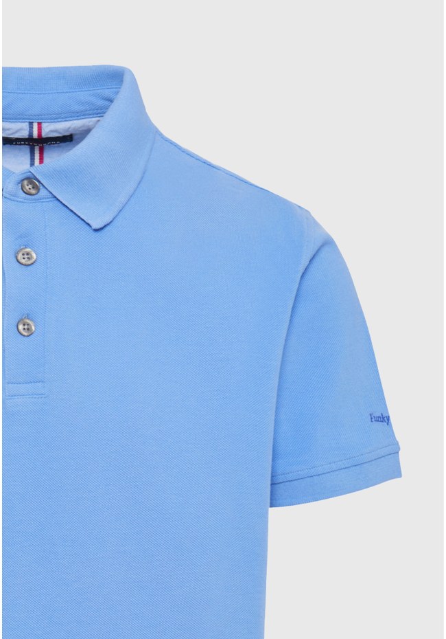 Polo shirt with embroidery on the sleeve
