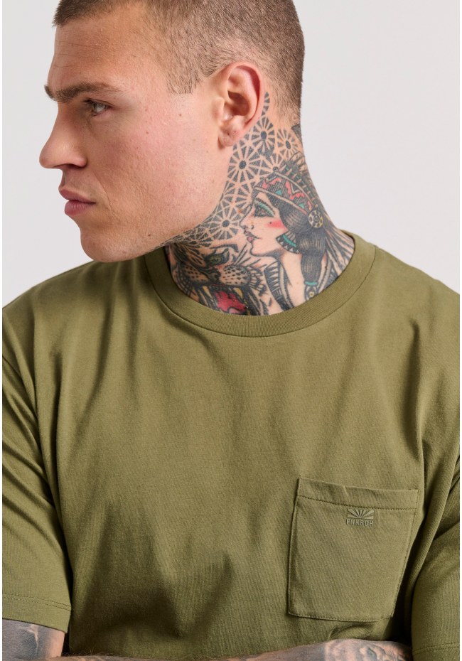 Relaxed fit t-shirt με τσέπη στο στήθος