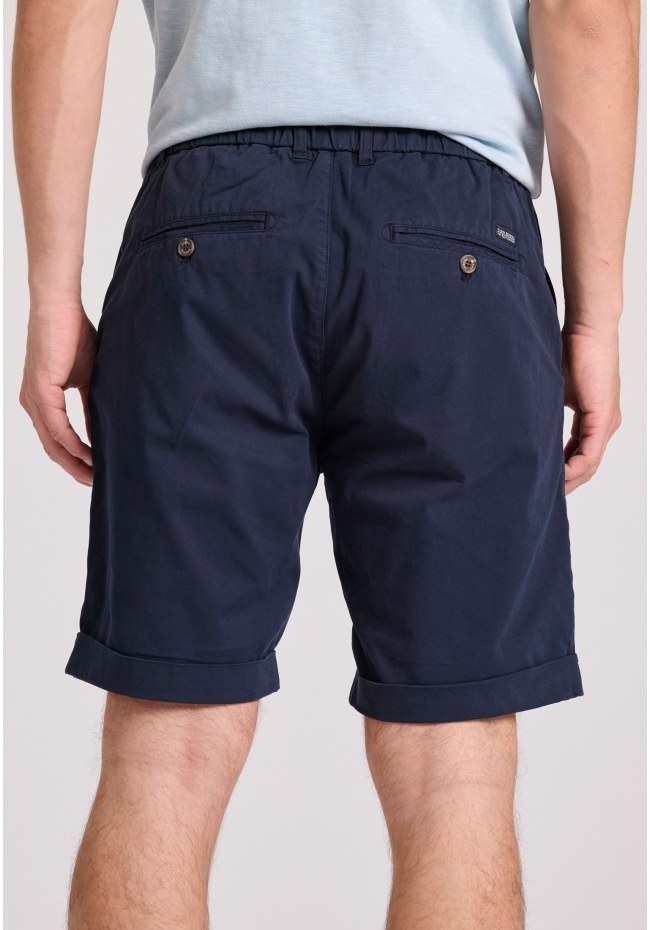 Garment dyed chino βερμούδα με ρεβέρ