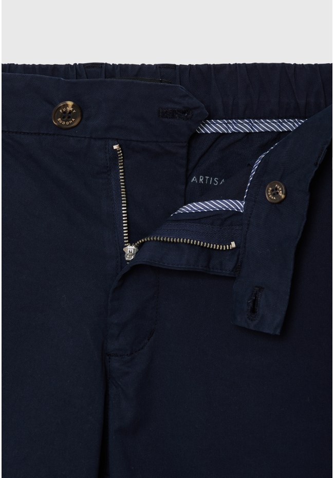 Garment dyed chino βερμούδα με ρεβέρ