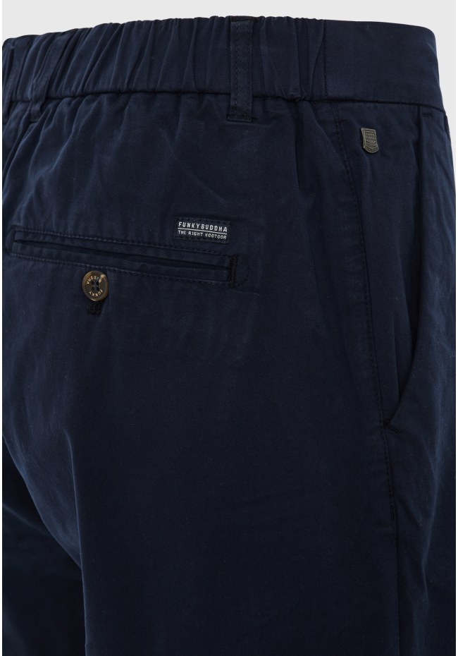 Garment dyed chino βερμούδα με ρεβέρ