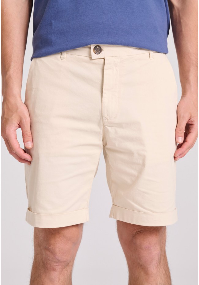 Garment dyed chino βερμούδα με ρεβέρ